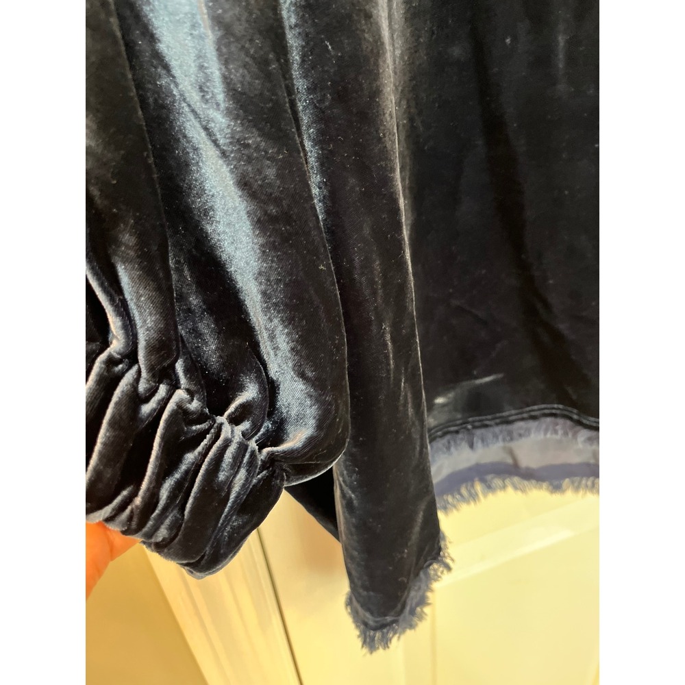 Sundance Silk Blend Velvet Blouse Navy Blue Fringe Trim Dolman Sleeve Top L b3 - Picture 5 of 5